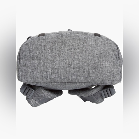 Herschel Supply Co. Retreat Backpack (RAVEN CROSSHATCH) - Picture 7 of 7